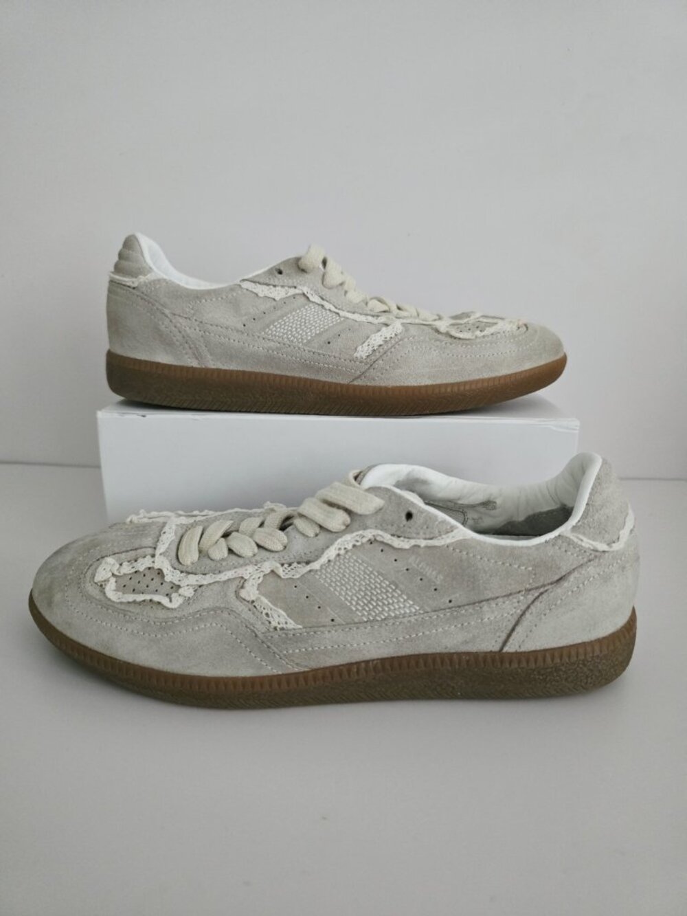Alohas Tb.490 Crochet Leather Sneakers Shoes 7 7.5 38 Cream Grey Gray Lace Up